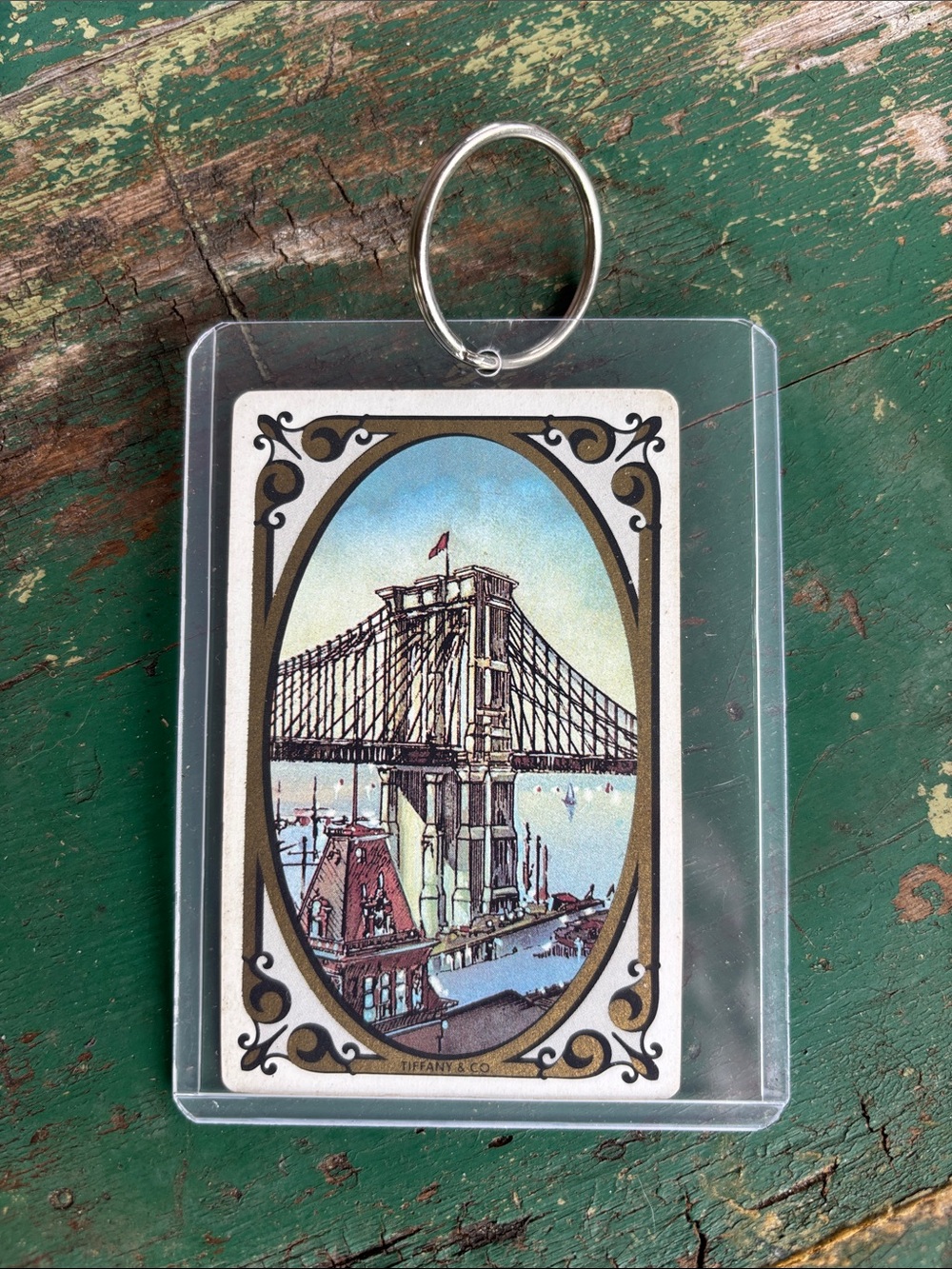VINTAGE BROOKLYN BRIDGE TIFFANY & CO PLAYING CARD KEYCHAIN MINT CONDITION 8 of♣️ - Picture 2 of 5